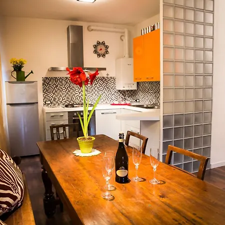 Enjoy Apartman *