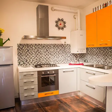 Enjoy Apartman *