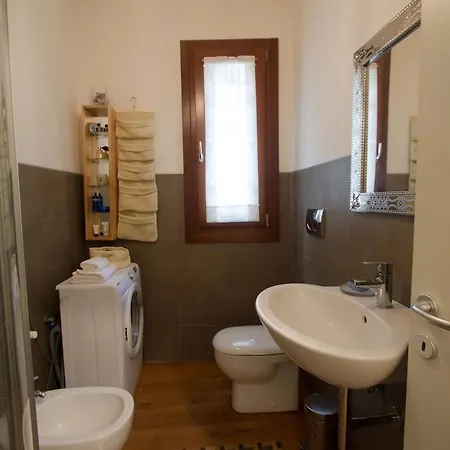 Enjoy Apartman Velence